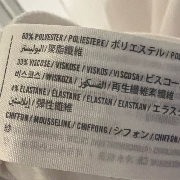 Hollister White Sleeveless Women’s Tank Top - Picture 4 of 4